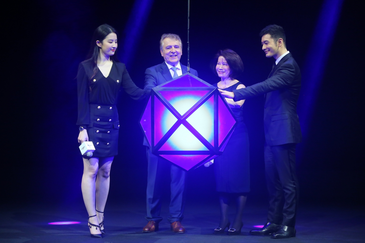 「過兒」黃曉明、「姑姑」劉亦菲再度合體 「過兒」黃曉明、「姑姑」劉亦菲再度合體