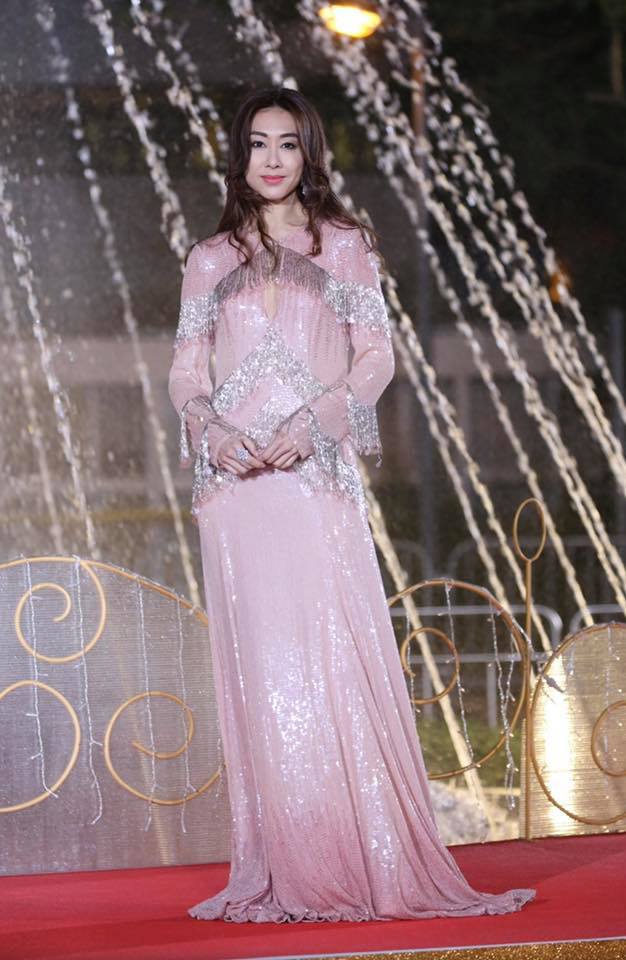 【TVB台慶】由台上鬥到紅地毯！13位「別出心裁」的女星衣著