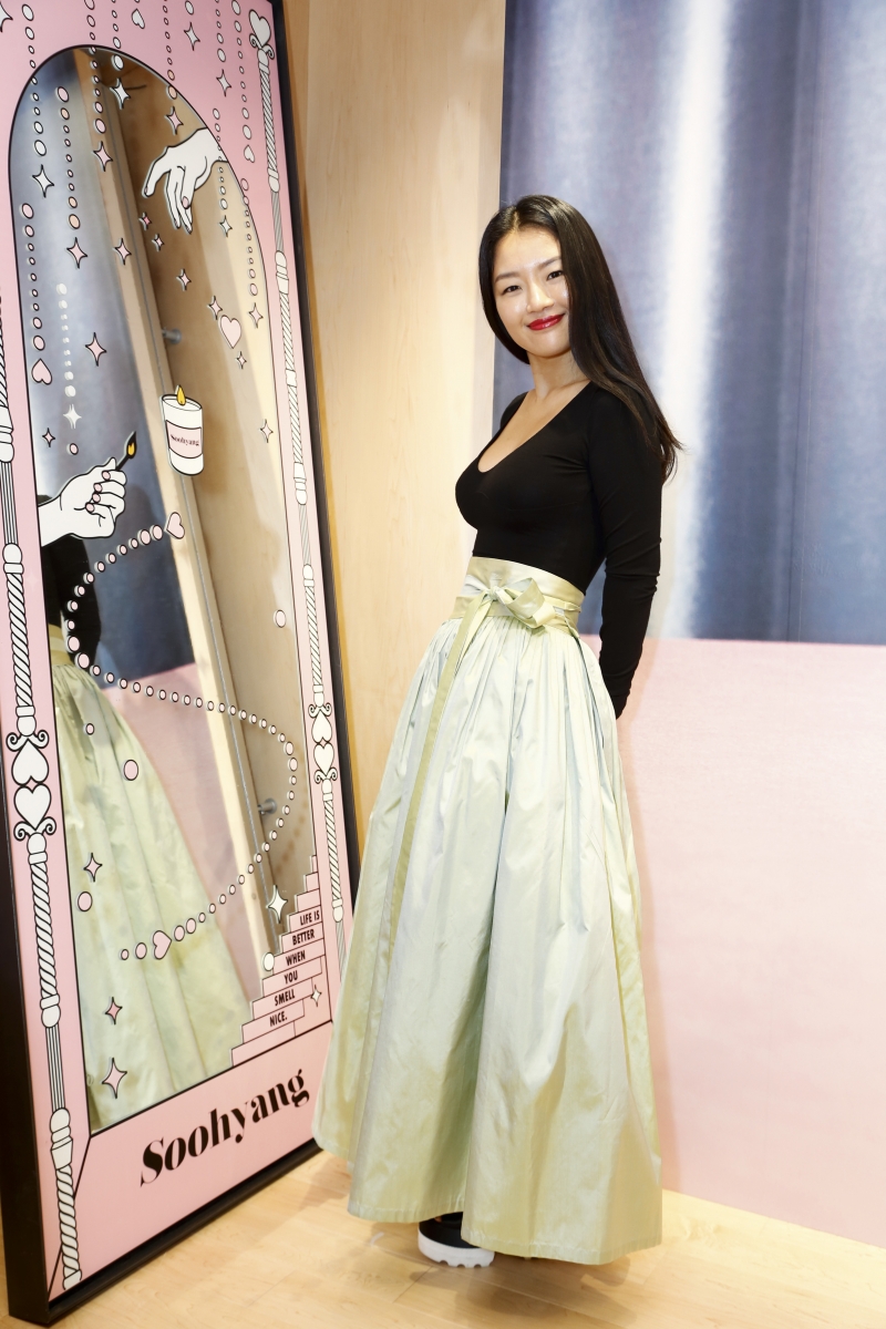 靠想像調出粉紅香氣！韓國女生聞香記