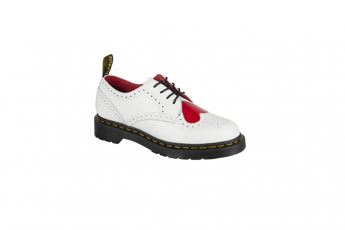 送個心俾情人！Dr. Martens情人節紅心特別版登場