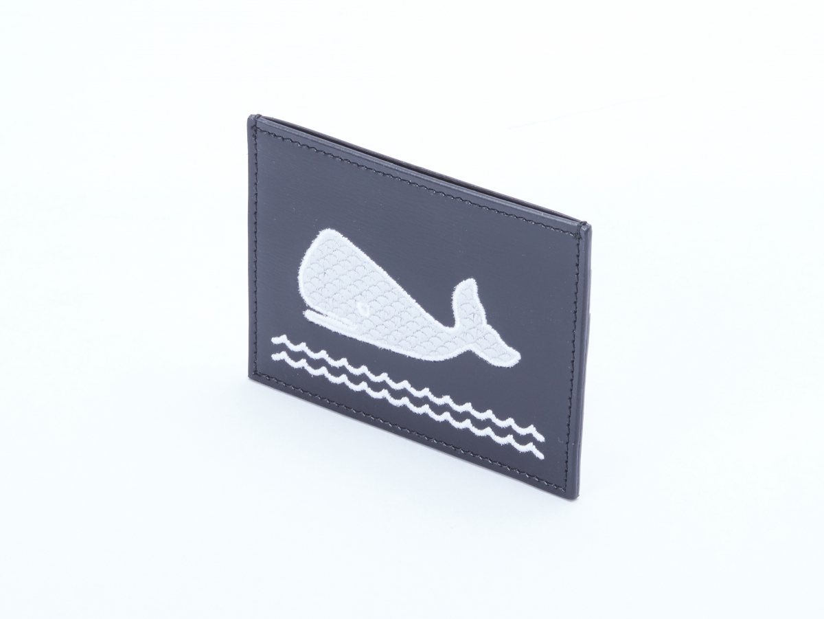 潮住出海！Thom Browne 情侶孖用潮物