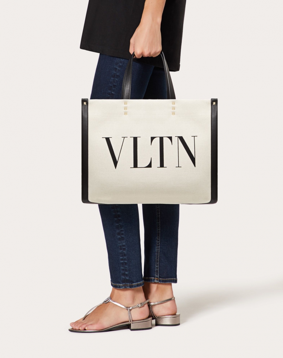 氣質又實用！Laptop也能放下的名牌帆布tote推介