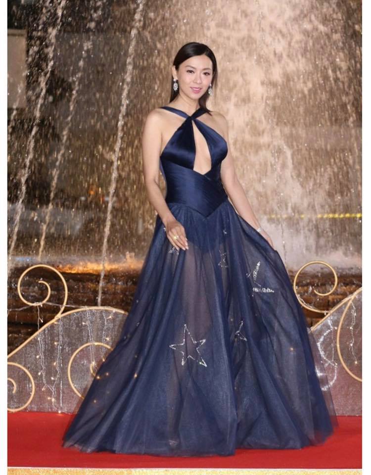 【TVB台慶】由台上鬥到紅地毯！13位「別出心裁」的女星衣著