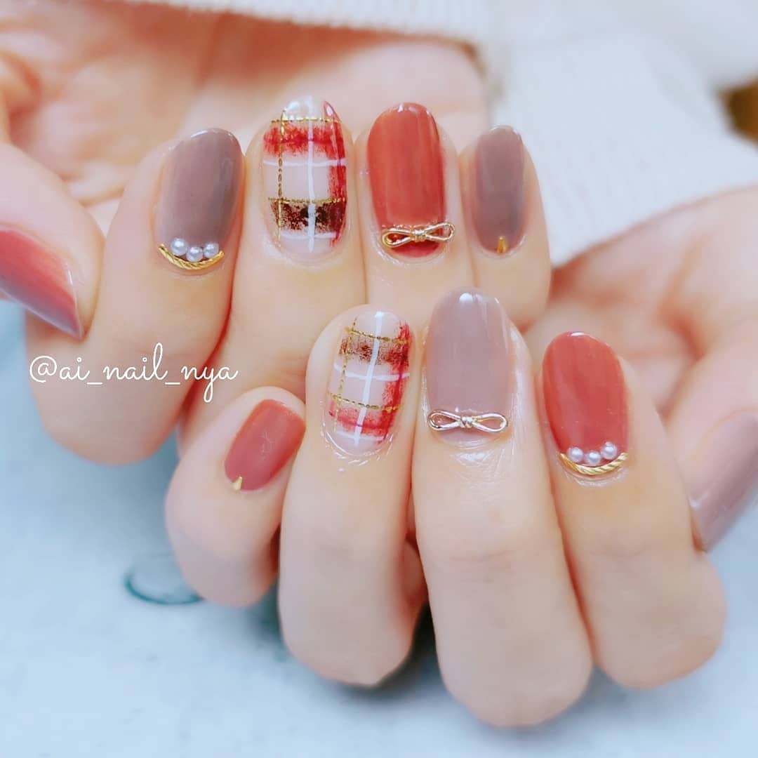 2020新年整新甲！4類20款日式溫柔風紅色系美甲提案