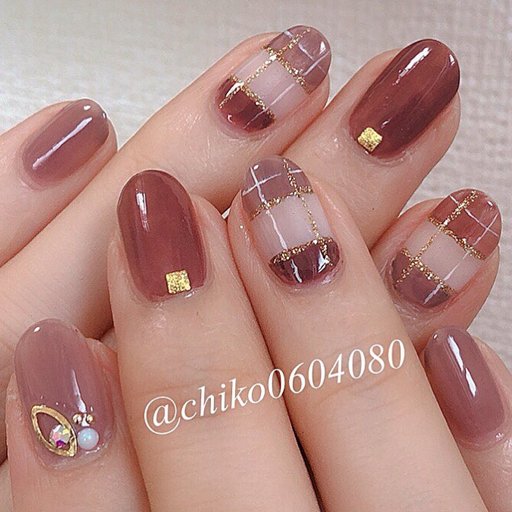 2020新年整新甲！4類20款日式溫柔風紅色系美甲提案