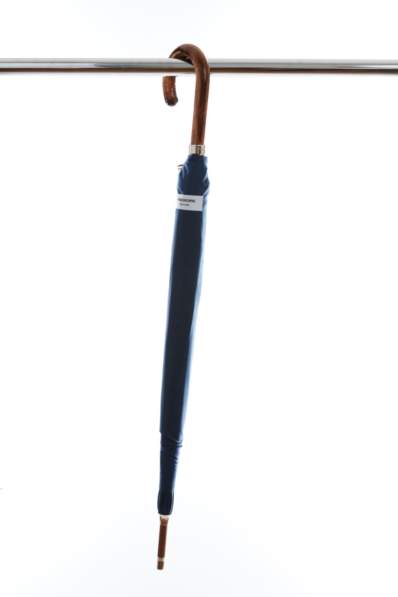 潮住出海！Thom Browne 情侶孖用潮物