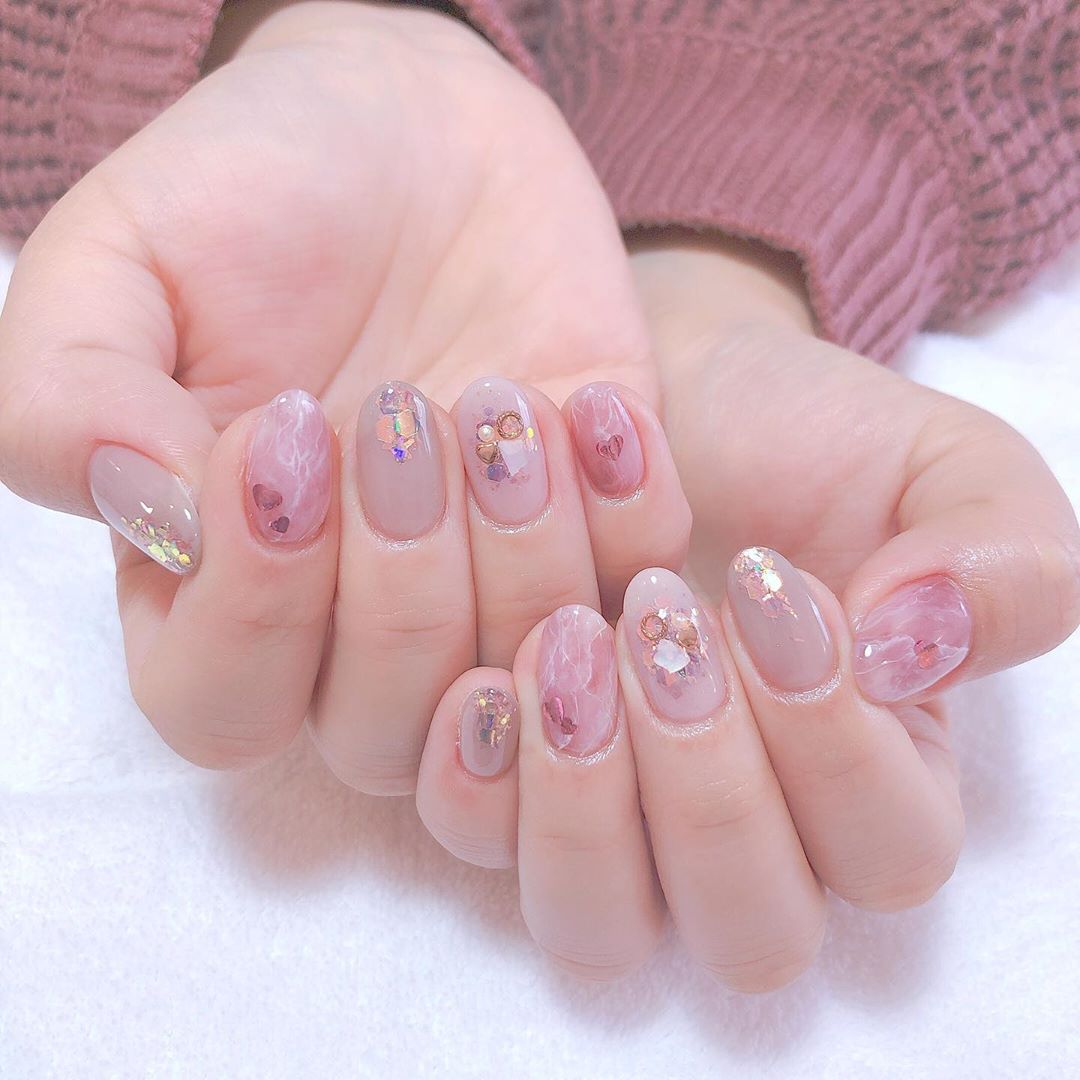 【2020情人節】甜蜜顯氣質！20款粉嫩透明感美甲提案