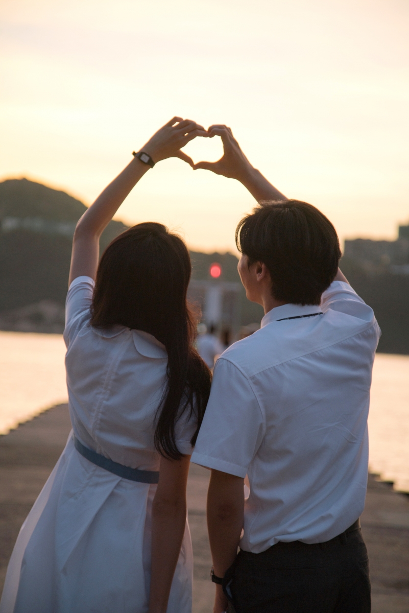 《某日某月》原島大地、湯怡逆齡演中學生愛情故事