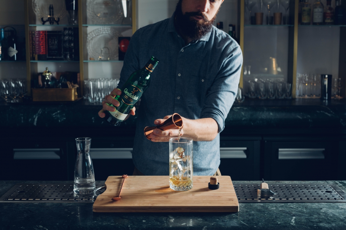 想歎住維港景飲靚威士忌？Glenffidich首間speakeasy灣仔pop up