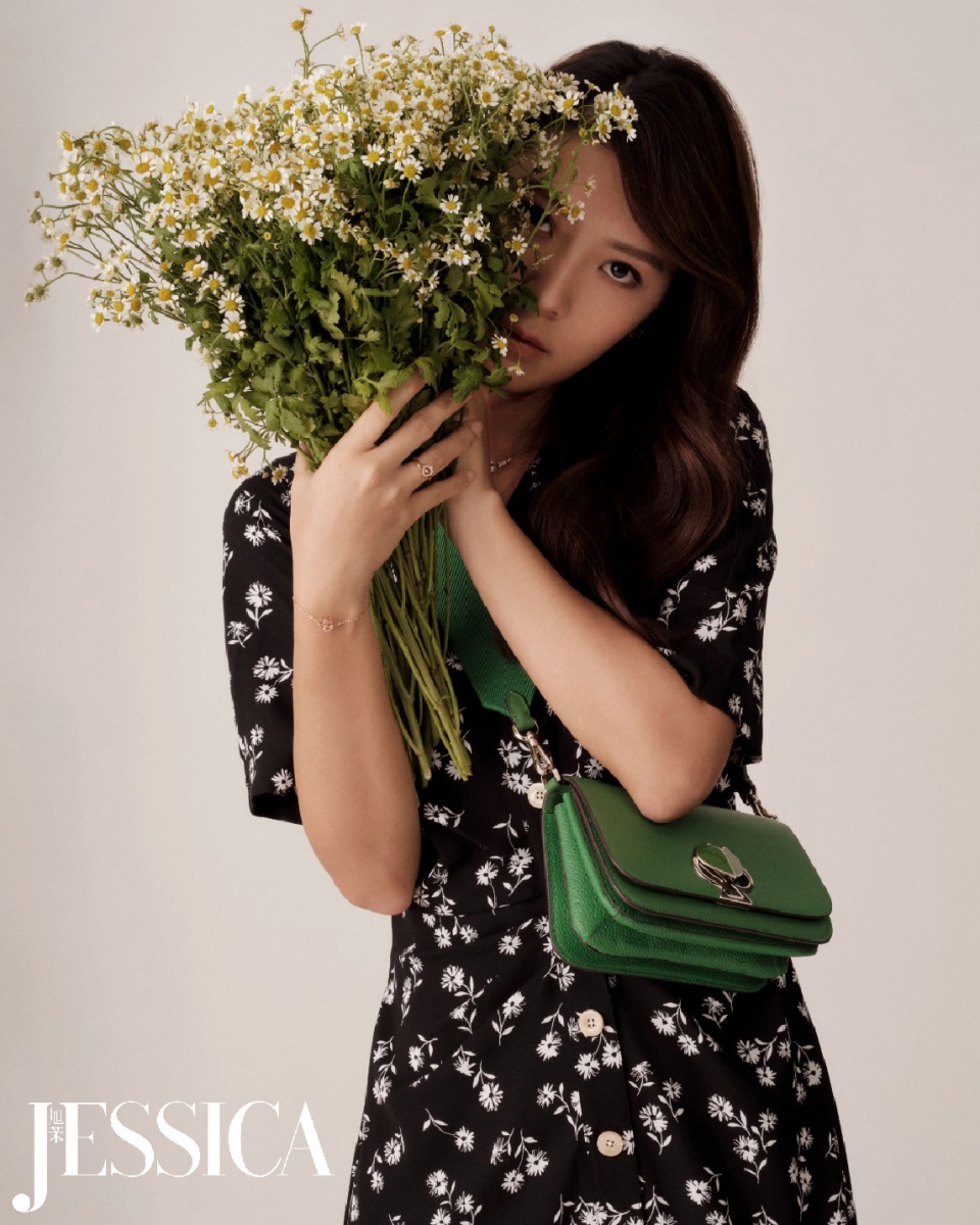 【八月號封面人物】Ain't No Hood Like Sisterhood 余香凝 X 余潔滢