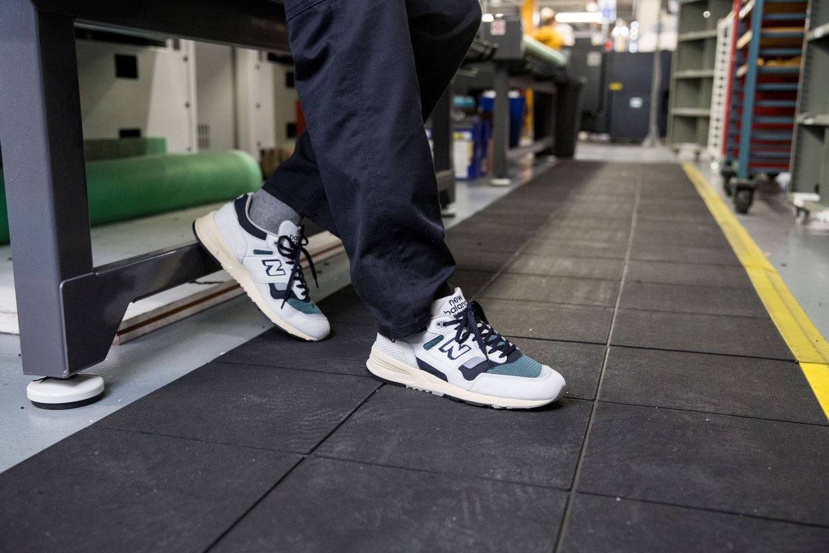 年末限定搶四折英美製NB 991/ 999！New Balance 開倉掃盡男女服飾波鞋