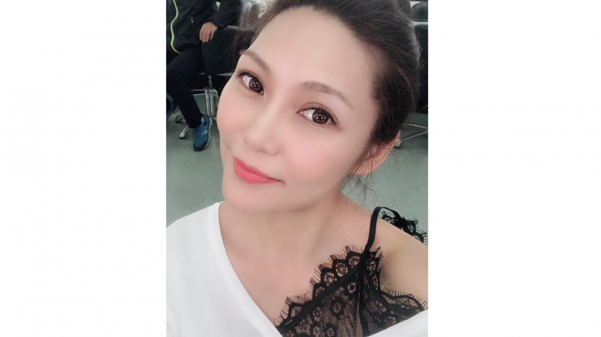 減紋美肌品登場！美容達人親試全城熱賣 24K 黃金精華！