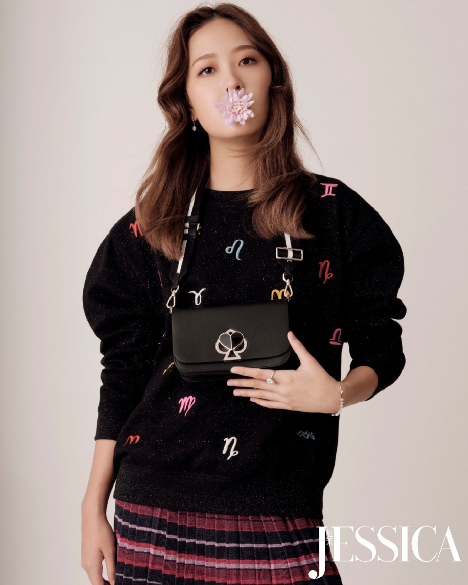 【八月號封面人物】Ain't No Hood Like Sisterhood 余香凝 X 余潔滢