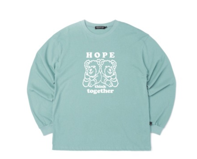 根本是「藍衣天使」！解構Jennie百變粉藍造型配搭