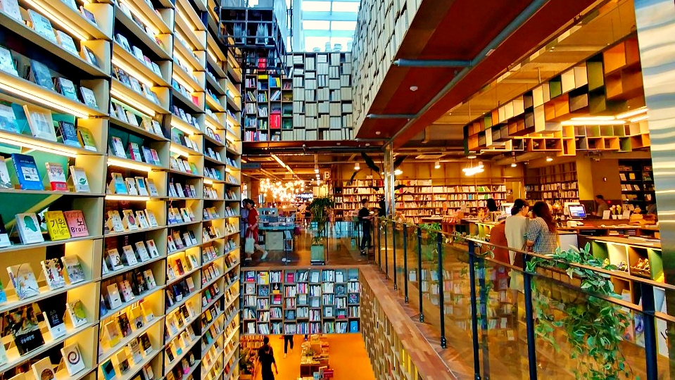 齊做韓劇女主角!韓劇取景圖書館大合集 ﹙內附打卡位 +交通﹚ 齊做韓劇女主角!韓劇取景圖書館大合集 ﹙內附打卡位 +交通﹚