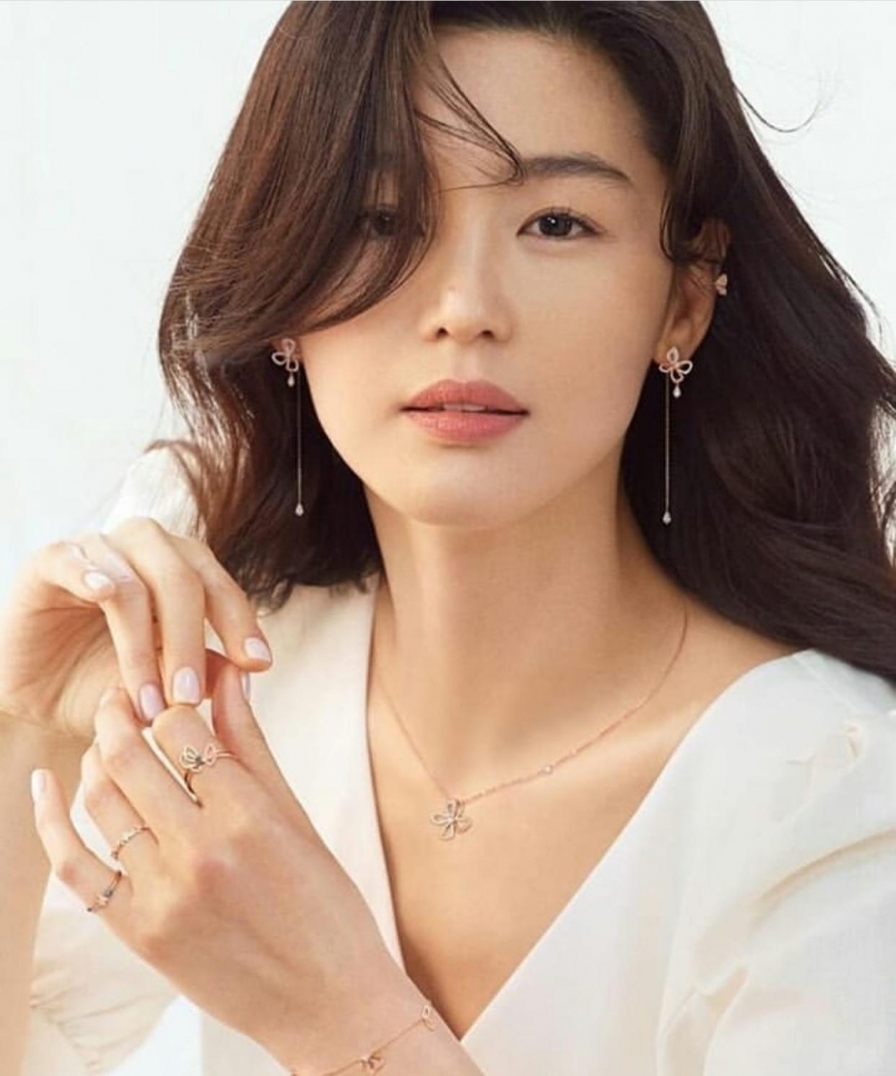 【抗疫 有愛】韓國巨星級男女神愛的支援！接力豪捐救國