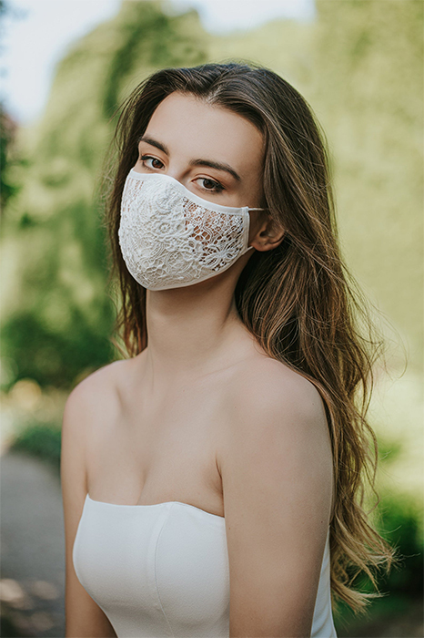 當口罩已成必需品時,這 8 款時尚口罩絕對啱你喺緍禮上使用! 當口罩已成必需品時,這 8 款時尚口罩絕對啱你喺緍禮上使用!