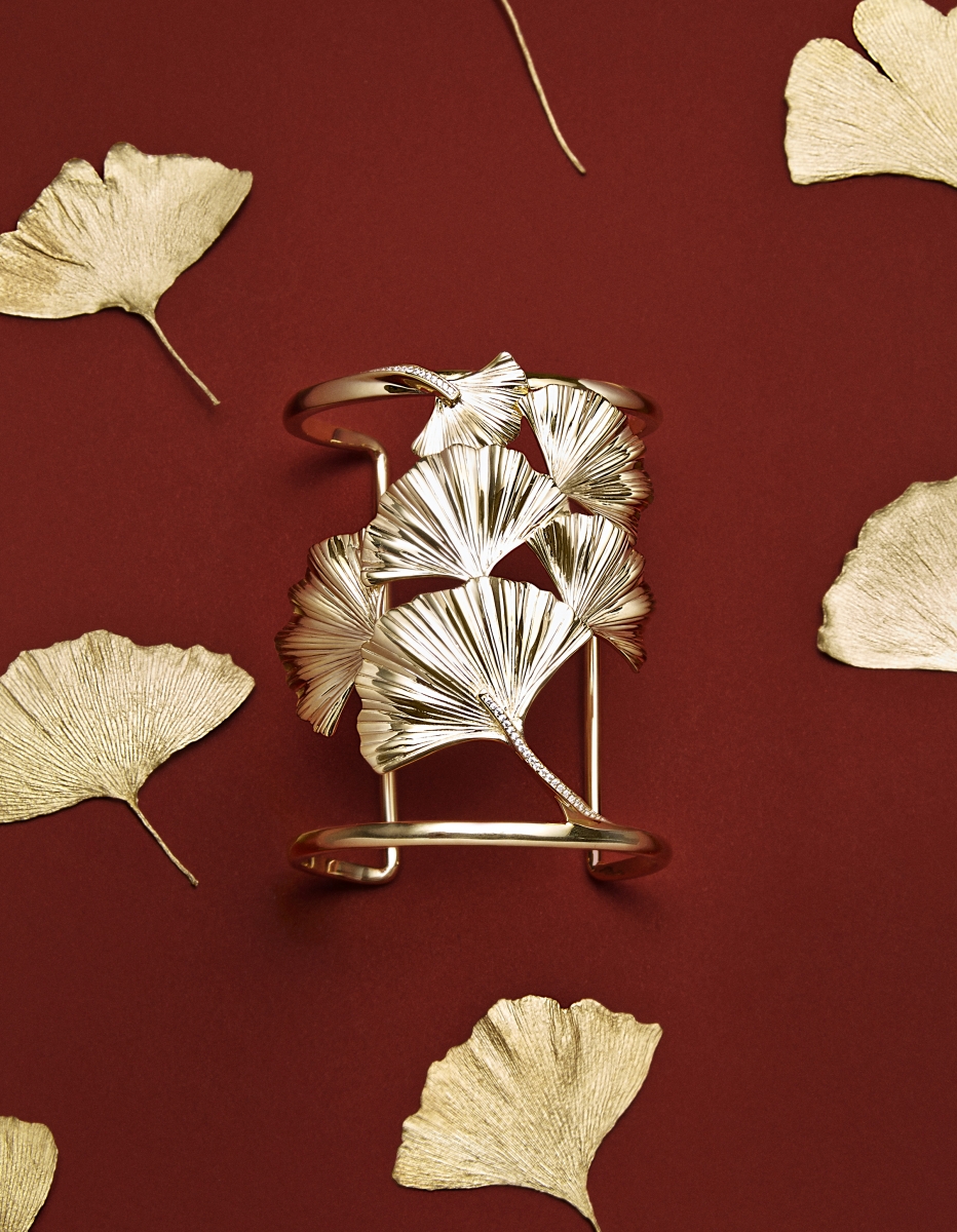 Gingko cuff $3,280