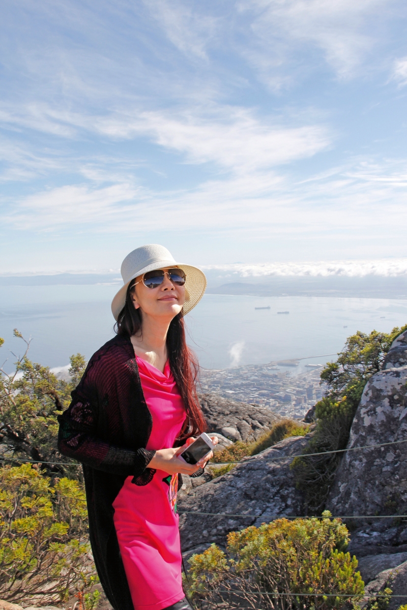 陳從容喜歡探索世界的偉大,也喜歡和不同年齡、擁有不同經歷的人交朋友。