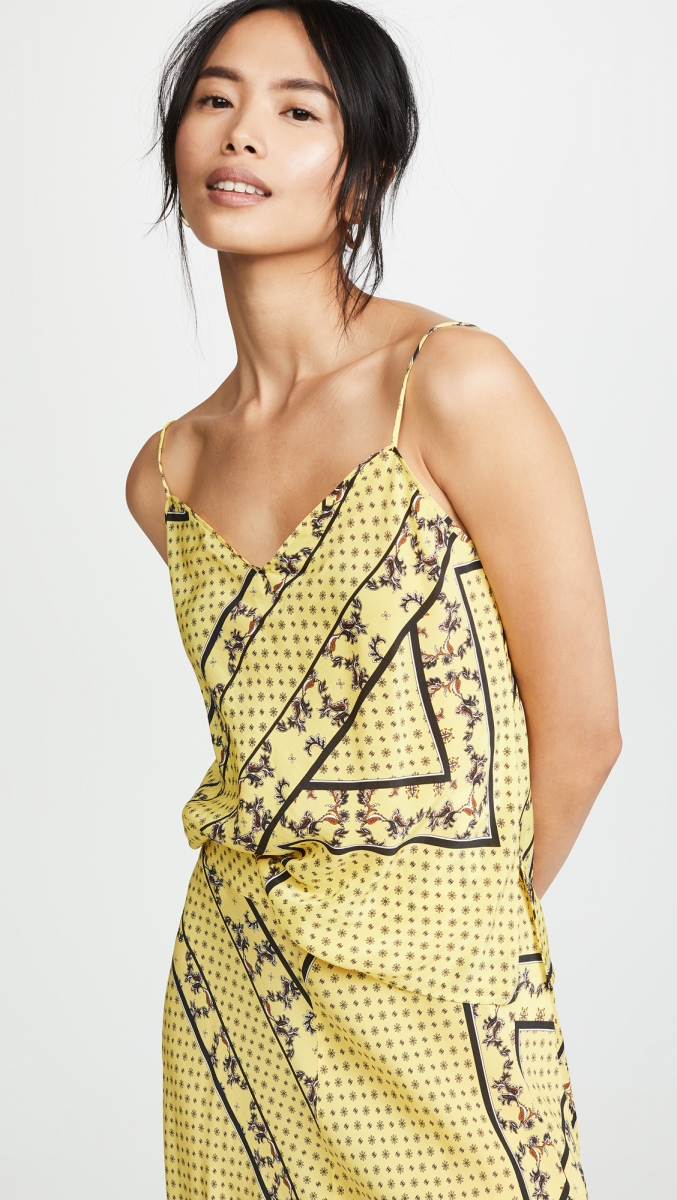 大熱新劇《Emily In Paris》6個嬌小女性最易駕馭的上班造型