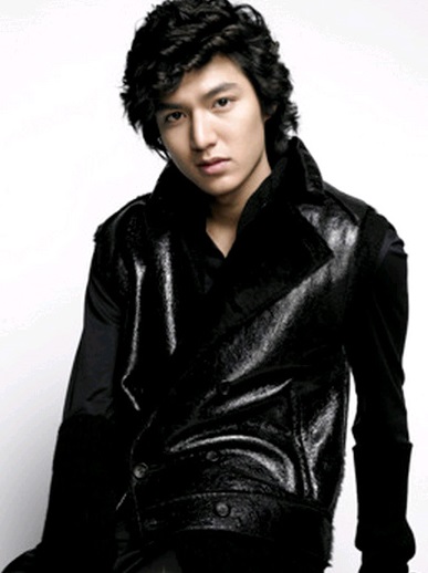 李敏鎬服役！剃兵哥頭前髮型回顧