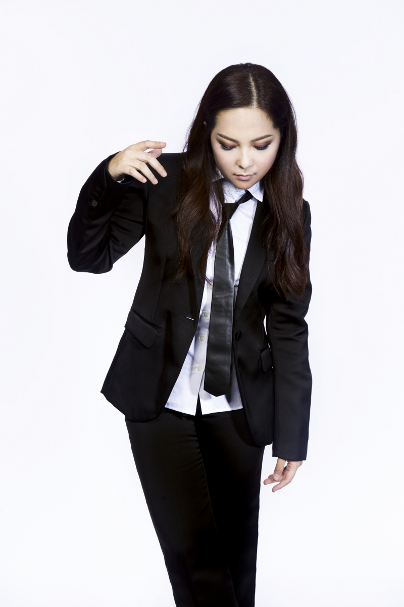 唔介意肥瘦！網投「最靚聲歌手」衛蘭轉型做畫家