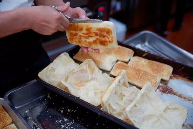 遊上海不能錯過的早點！燒餅油條界的Hermès