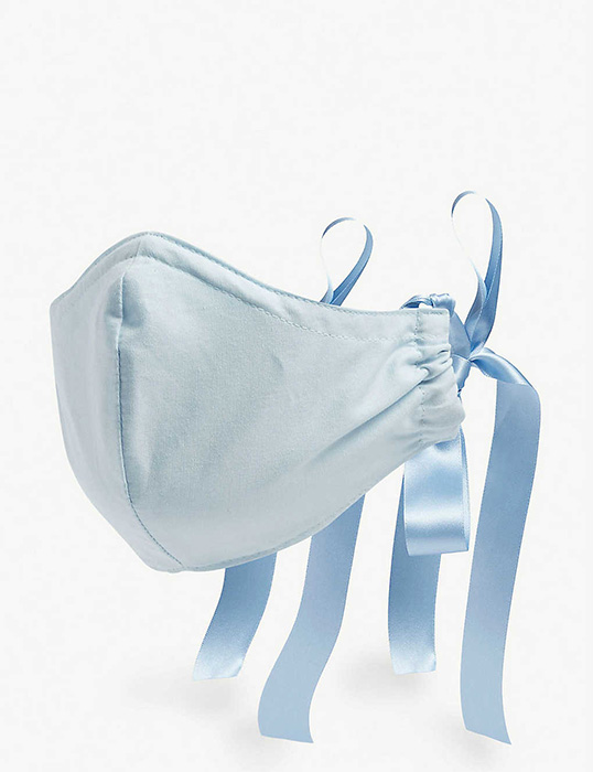 當口罩已成必需品時,這 8 款時尚口罩絕對啱你喺緍禮上使用! 當口罩已成必需品時,這 8 款時尚口罩絕對啱你喺緍禮上使用!