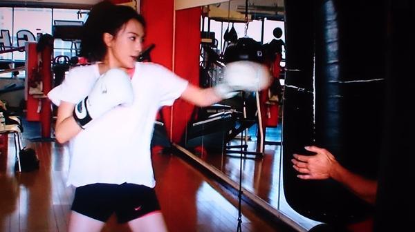 由前KARA成員「巨嬰」變50KG重瓜子臉擁長腿 姜知英自製必瘦果汁不怕《宵夜男女》狂吃飲酒